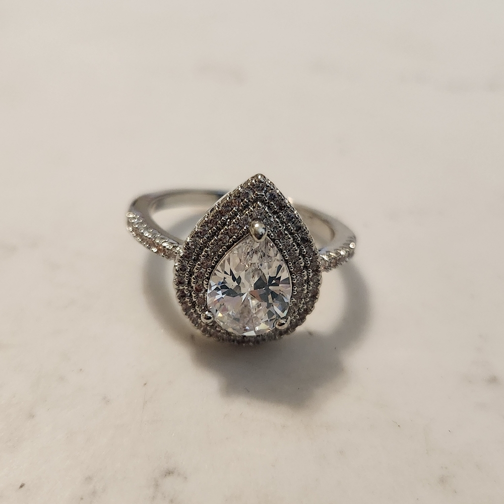 New Pear 1.5 CT 925 Sterling Silver Diamond Ring - Picture 5 of 6